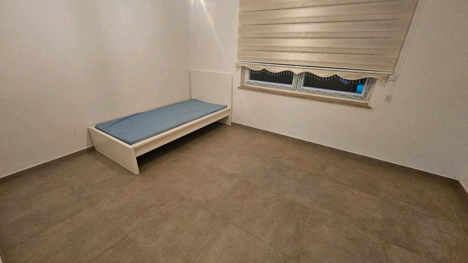 Einfamilienhaus Berne - 6 Zimmer, 140 m&sup2;, 1.250&euro; | Angebot:24878280