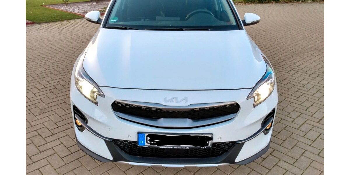 Kia XCeed 66.500 km 18.990 &euro; Petersdorf 26219