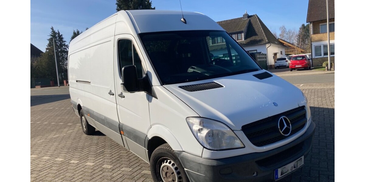 Mercedes-Benz Sprinter 288.300 km 11.500 € Delmenhorst 27749