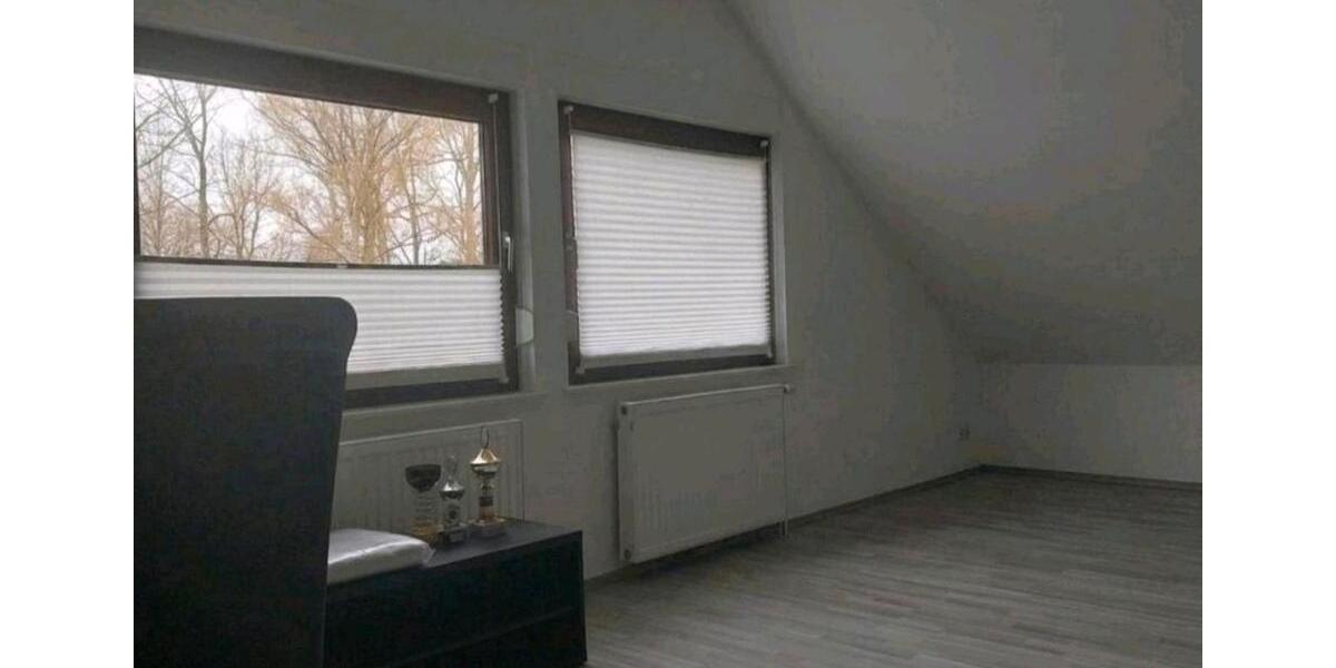 Etagenwohnung Wardenburg - 3 Zimmer, 140 m&sup2;, 850&euro; | Angebot:26677775
