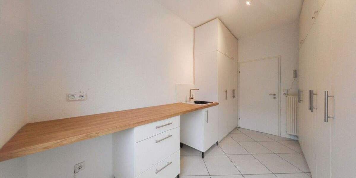 Etagenwohnung Delmenhorst Mitte - 3 Zimmer, 100 m&sup2;, 295.000&euro; | Angebot:24180989