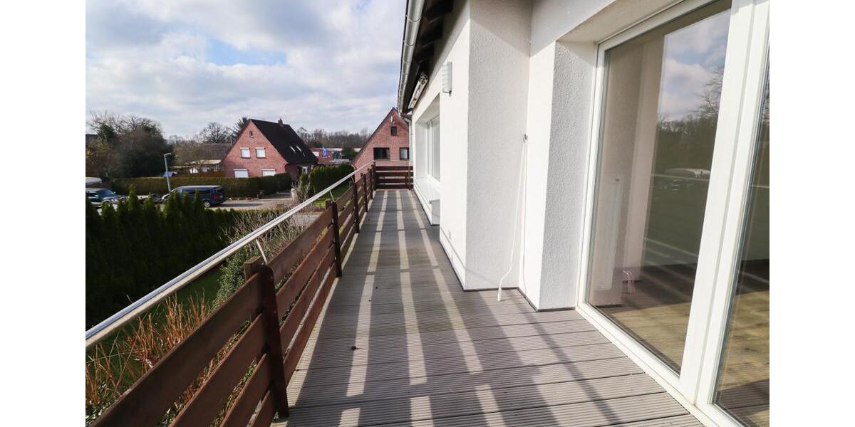 Dachgeschoßwohnung Rastede - 3 Zimmer, 80 m&sup2;, 790&euro; | Angebot:25270681