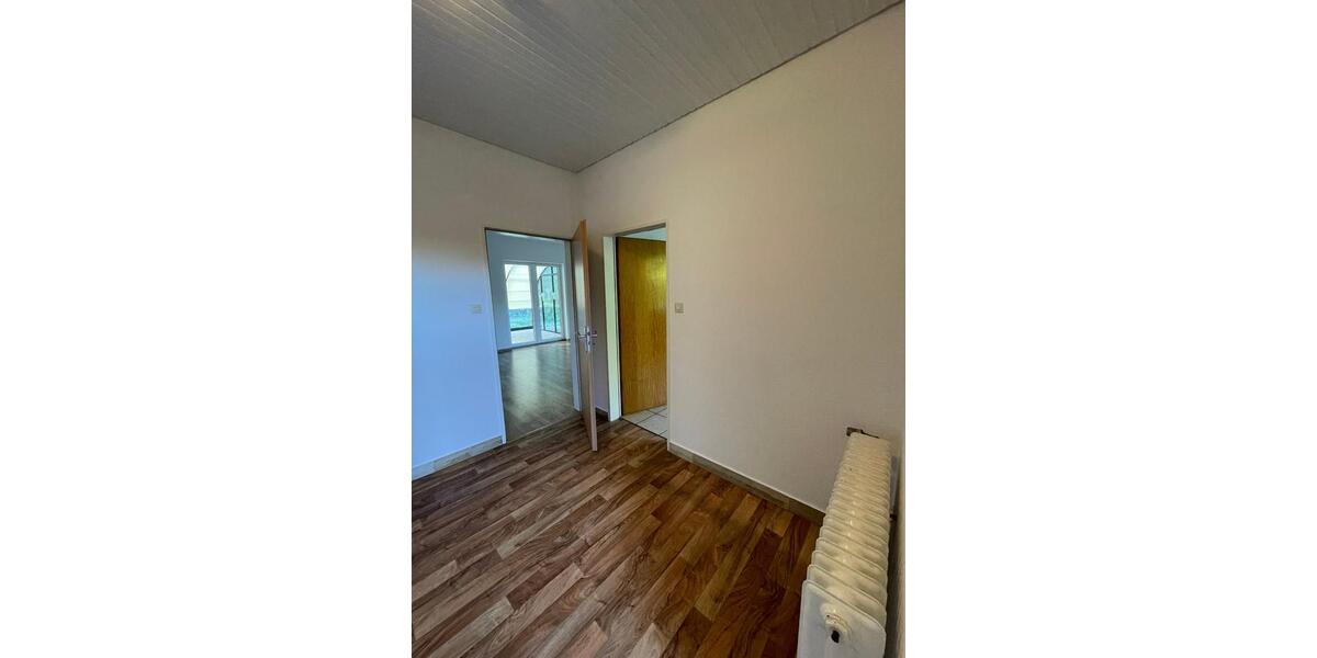 Einfamilienhaus Hatten - 2.5 Zimmer, 105 m&sup2;, 350.000&euro; | Angebot:24680957