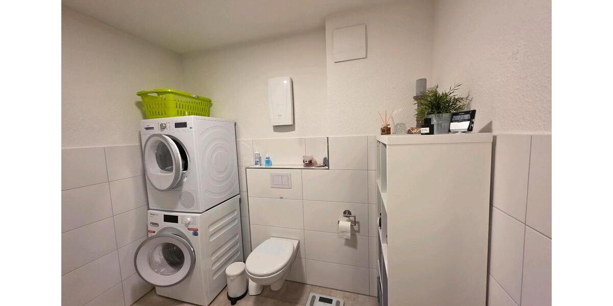 Dachgeschoßwohnung Edewecht - 2 Zimmer, 82 m&sup2;, 937&euro; | Angebot:25991367