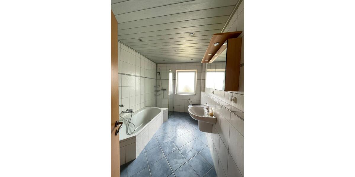 Lichtdurchflutetes Einfamilienhaus 4 zimmer