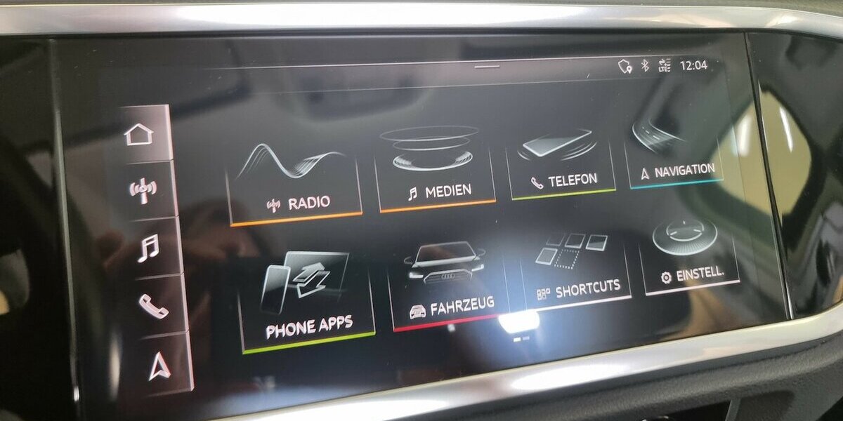 Audi Q3 35 TDI Advanced Prestige LED ACC APP schw.AHK 79.950 km 27.750 € Garrel 49681