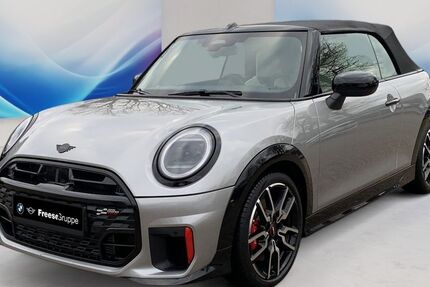 Mini John Cooper Works Cabrio 6.438 km 40.490 &euro; Oldenburg 26135