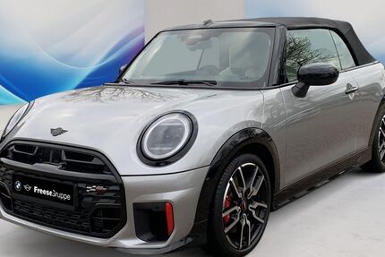 Mini John Cooper Works Cabrio 6.438 km 42.490 &euro; Oldenburg 26135
