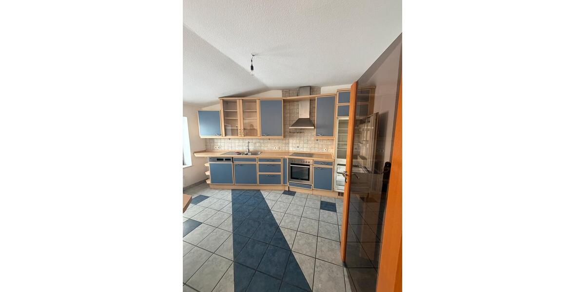 Maisonette-Wohnung mit Großer Dachterrasse 5 zimmer