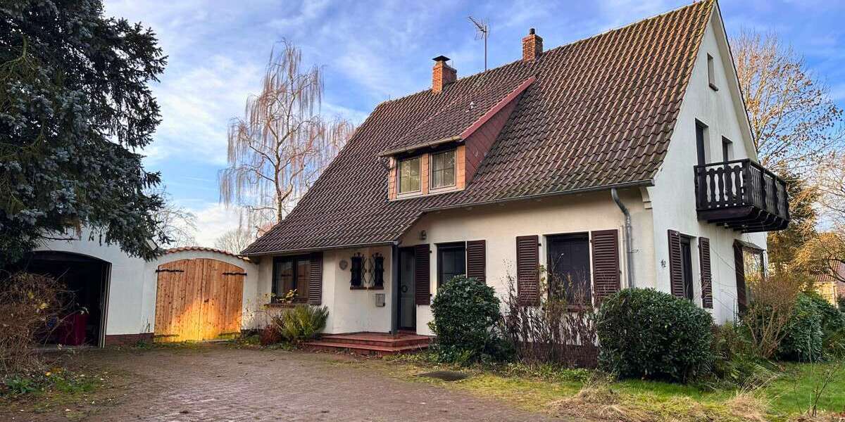 Haus zum Kaufen in Hatten Kirchhatten 350.000 € 162.92 m² 6 zimmer