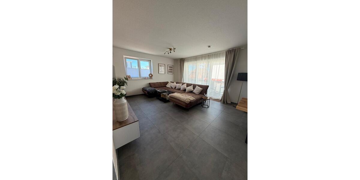 Etagenwohnung Garrel - 5 Zimmer, 123 m&sup2;, 1.200&euro; | Angebot:26412407