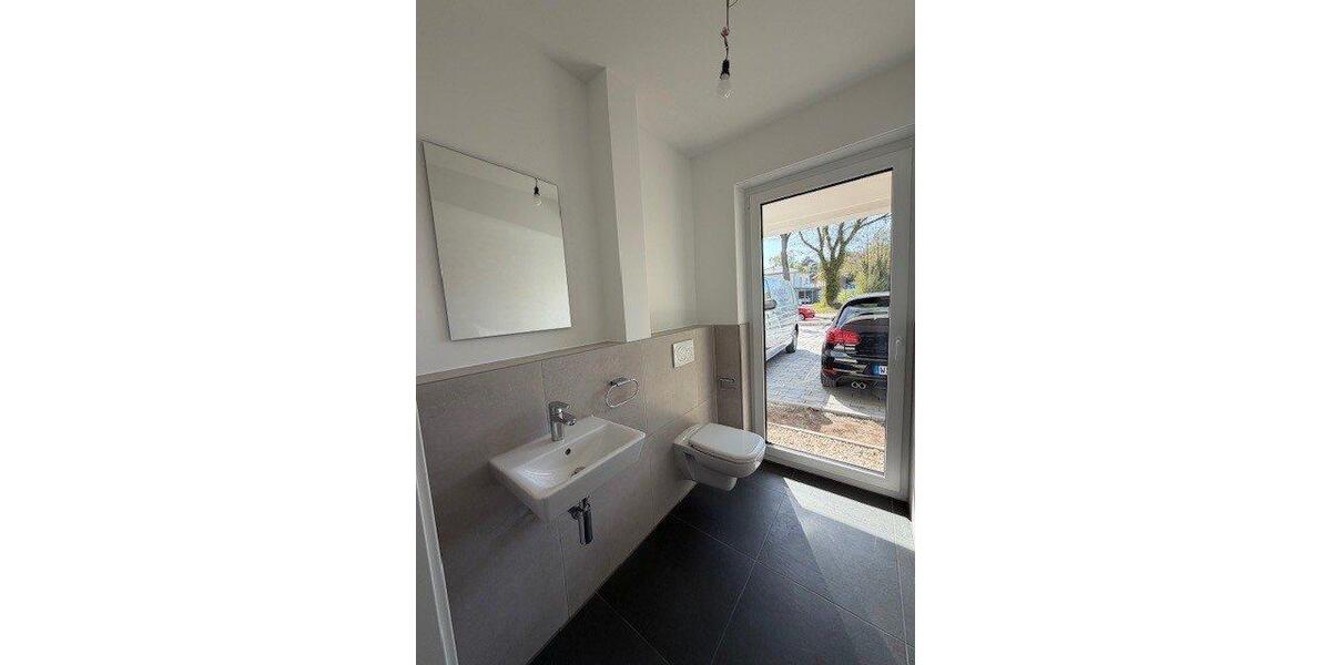 Erdgeschoßwohnung Bad Zwischenahn - 4 Zimmer, 93 m&sup2;, 1.345&euro; | Angebot:26330518