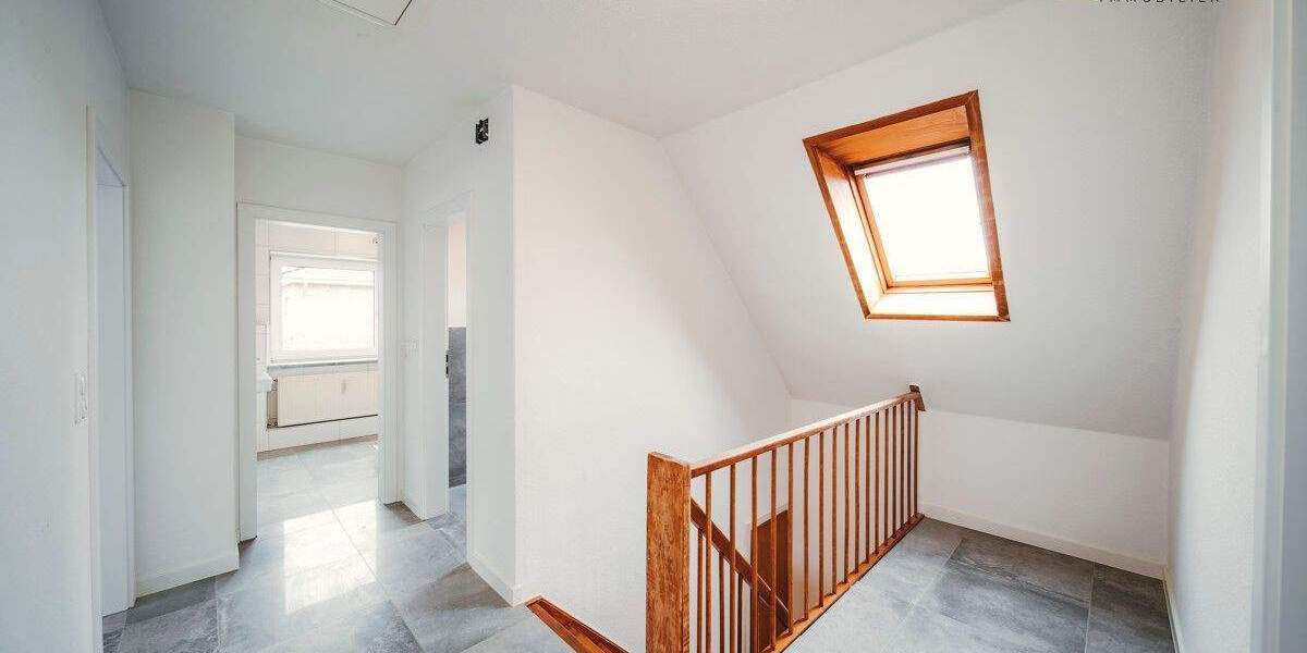 Einfamilienhaus Wiefelstede - 6 Zimmer, 130 m&sup2;, 299.000&euro; | Angebot:25736405