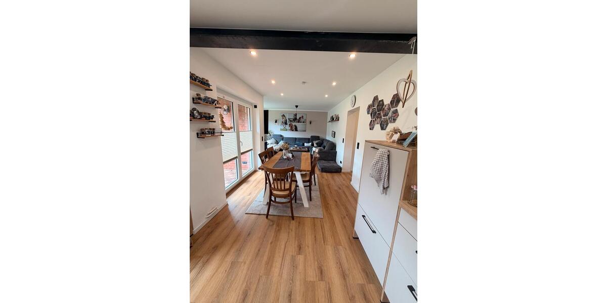 Erdgeschoßwohnung Varel - 2.5 Zimmer, 63 m&sup2;, 170.000&euro; | Angebot:26795672