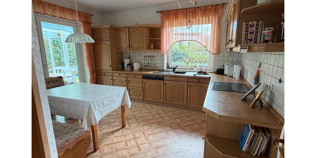 Erdgeschoßwohnung Wiefelstede - 3 Zimmer, 112 m&sup2;, 980&euro; | Angebot:26348243