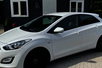Hyundai i30 107.950 km 6.899 &euro; Oldenburg 26125