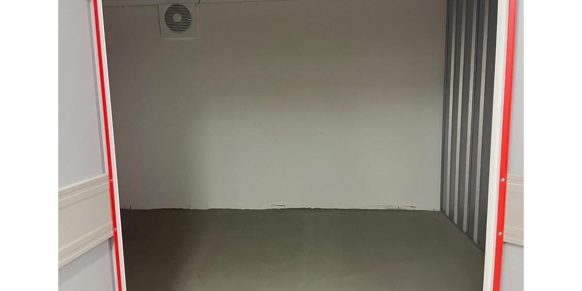 50% Rabatt Lagerraum Lagerhalle mieten in Oldenburg 15m² zimmer