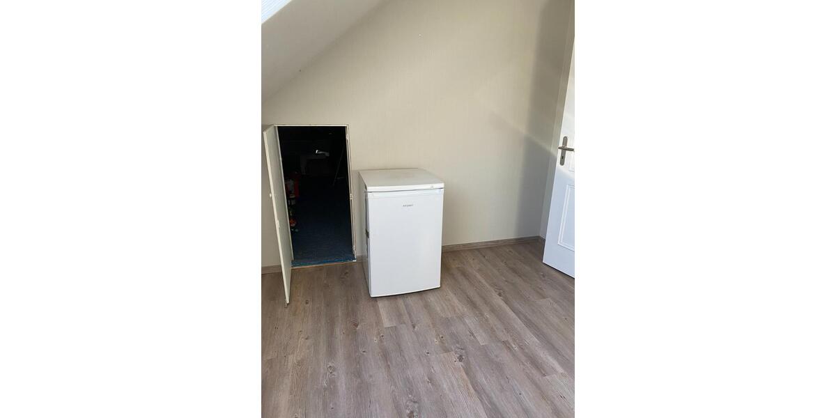Dachgeschoßwohnung Varel - 3 Zimmer, 101 m&sup2;, 800&euro; | Angebot:25172482