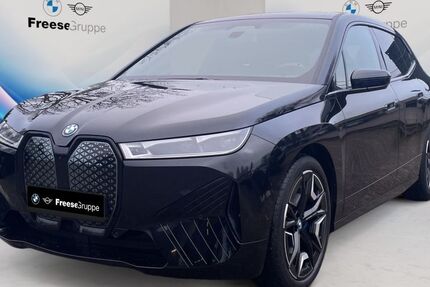 BMW iX 25.934 km 51.900 &euro; Oldenburg 26135