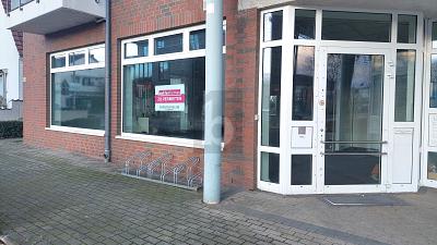 HELLER, FREUNDLICHER VERKAUFSRAUM ZU VERMIETEN 3 zimmer