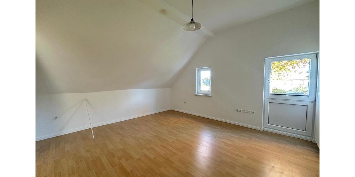 Einfamilienhaus Westerstede - 6 Zimmer, 167 m&sup2;, 1.350&euro; | Angebot:23617306