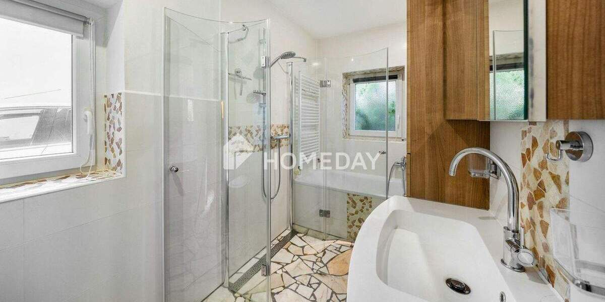 Rückzugsort mit Potenzial - Mehrfamilienhaus aus dem Jahr 1911 1 zimmer