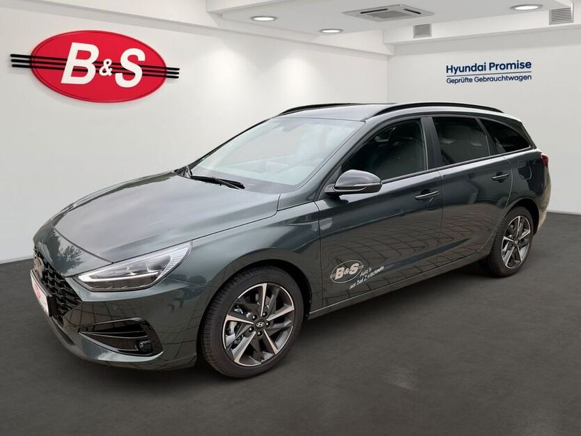 i30