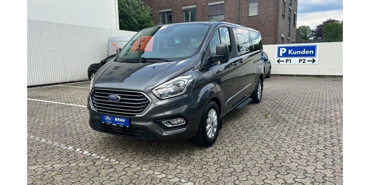 Ford Tourneo Custom 100.833 km 30.990 € Oldenburg 26122