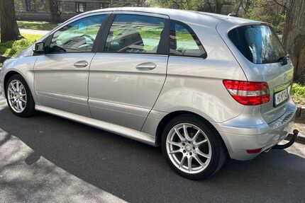 Mercedes-Benz B 200 192.000 km 4.300 &euro; Elsfleth 26931