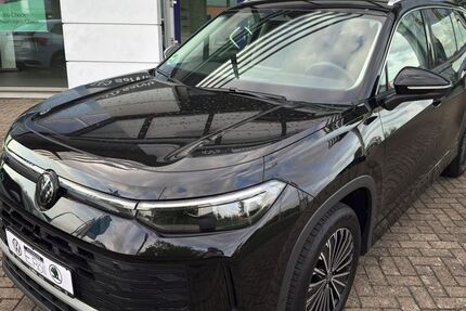 VW Tayron 27.800 km 35.500 &euro; Brake / Unterweser 26919