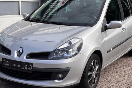 Renault Clio 180.000 km 990 &euro; Bösel 26219