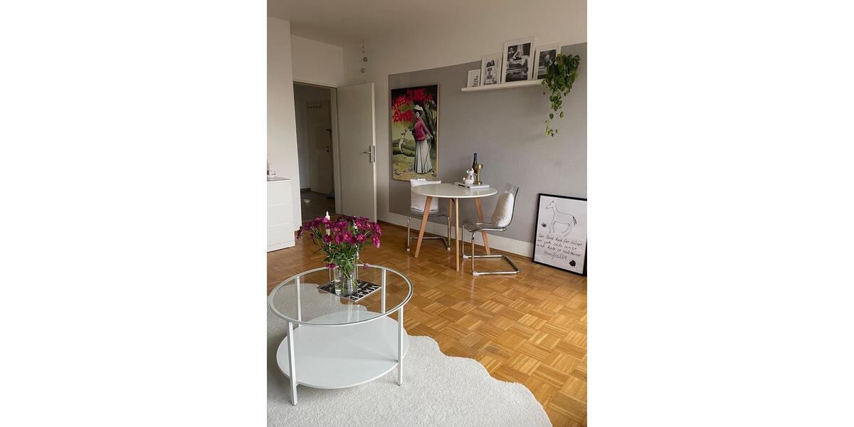 WOHNUNG IN OLDENBURG ZU VERKAUFEN; 3 ZKB BalkonLoggia + Keller 3 zimmer